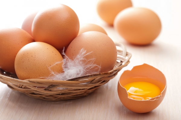 Thành phần trứng gà giúp tăng cường sản sinh tế bào máu nhiều hơn.