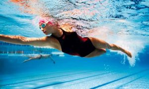 Bơi lội giúp trẻ phát triển toàn diện, hỗ trợ tăng chiều cao cho trẻ tốt nhất.
