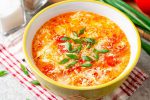 7 sai lầm khi chăm sóc tóc khiến tóc gãy rụng nhiều hơn và biện pháp khắc phục